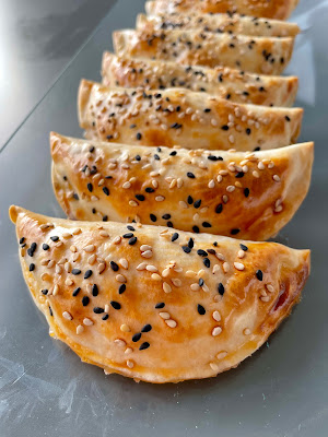 Empanadillas de queso de cabra