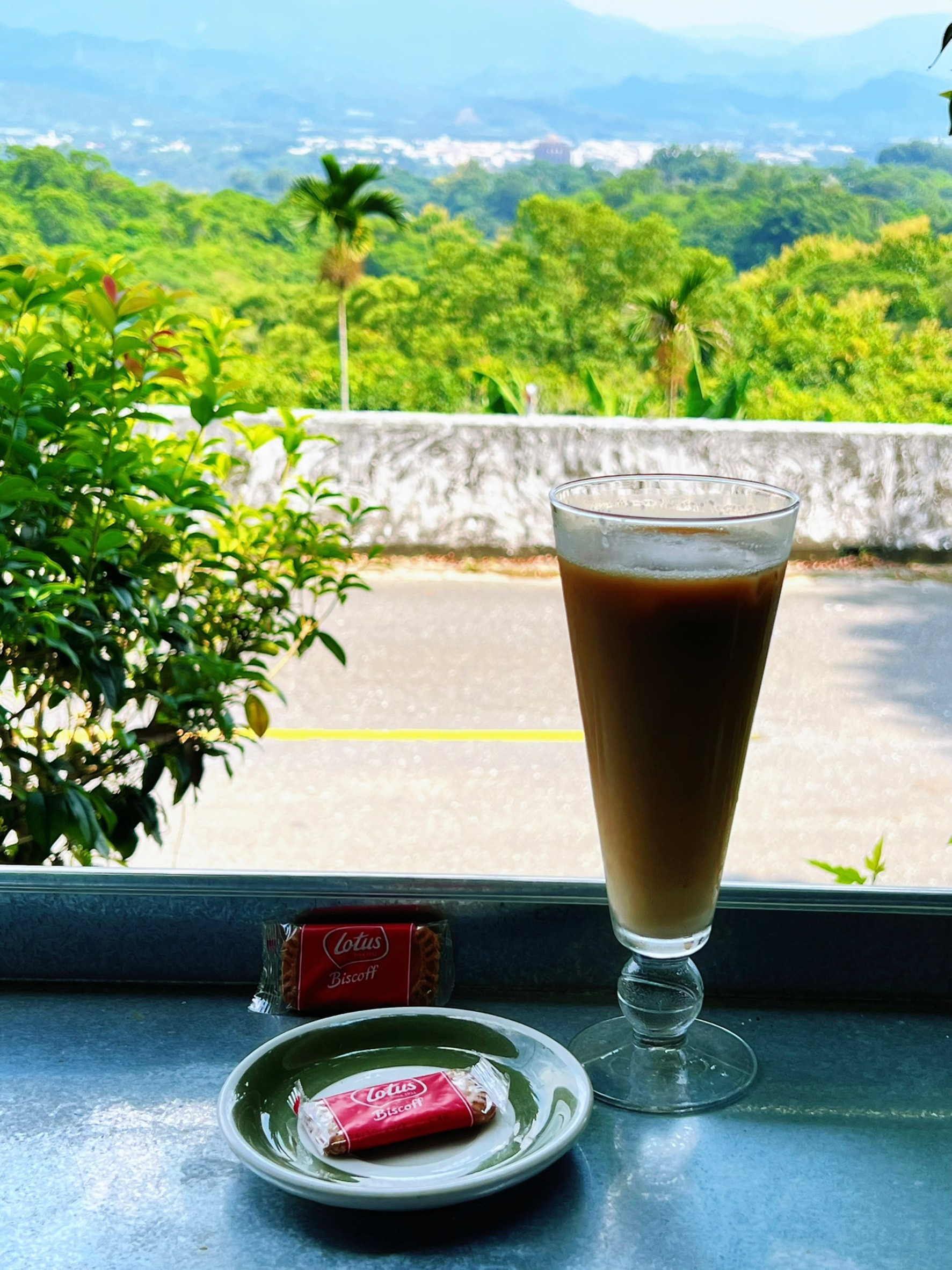 台南楠西山區美食 │ 只有假日和連假有營業【牛山烤雞 庭園餐廳】