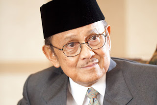 Biodata  BJ Habibie