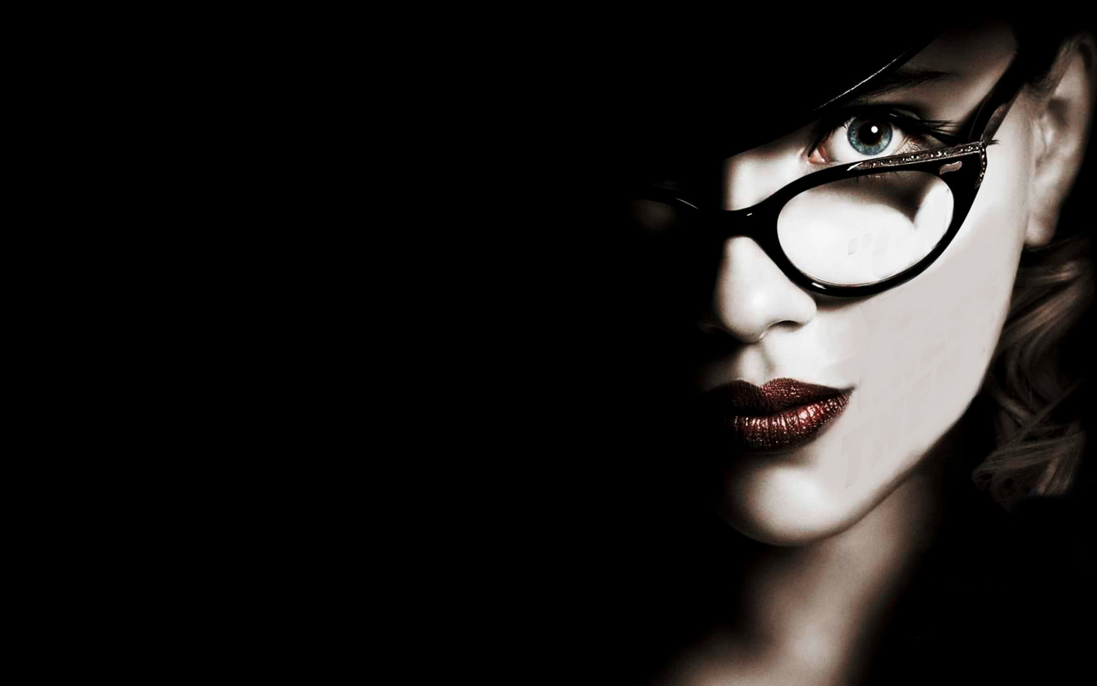 Central Wallpaper: Girls with Glasses HD Wallpapes Collection