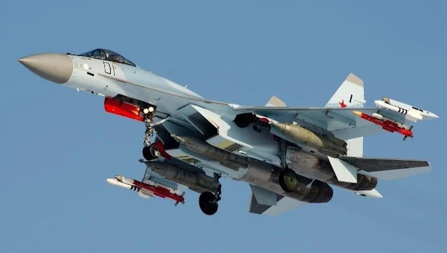 Russia Deploys Su-35 with FAB-250 Bombs Soviet-era to Attack Ukraine's Military