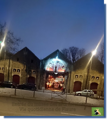 Vie quotidienne de FLaure : Musée des arts forains entrée