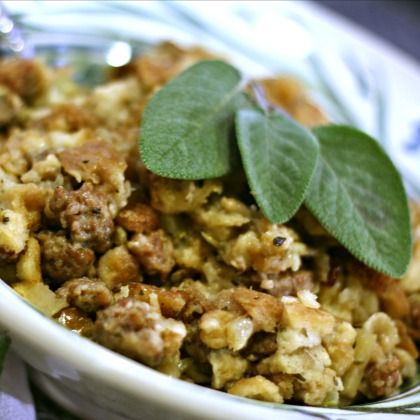 Slow-Cooker Stuffing with Sausage