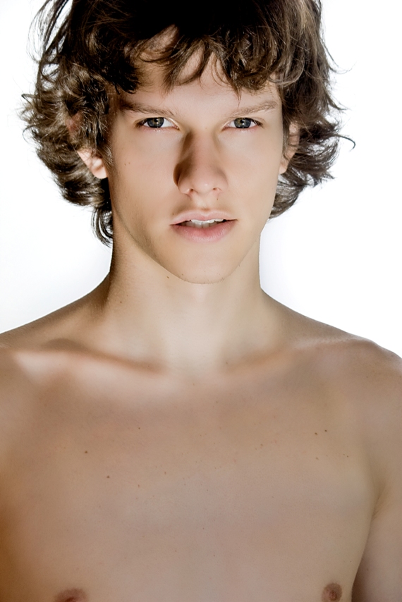 House of Models: New Face: Léo Bruno