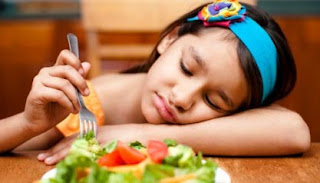 Tips Mengatasi Anak Susah Makan, penyebab anak susah makan, cara mengatasi anak susah makan