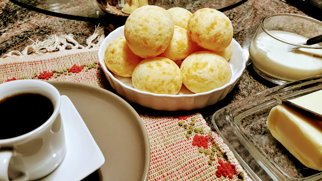 Receita de pão de queijo - origem Minas Gerais, Brasil.