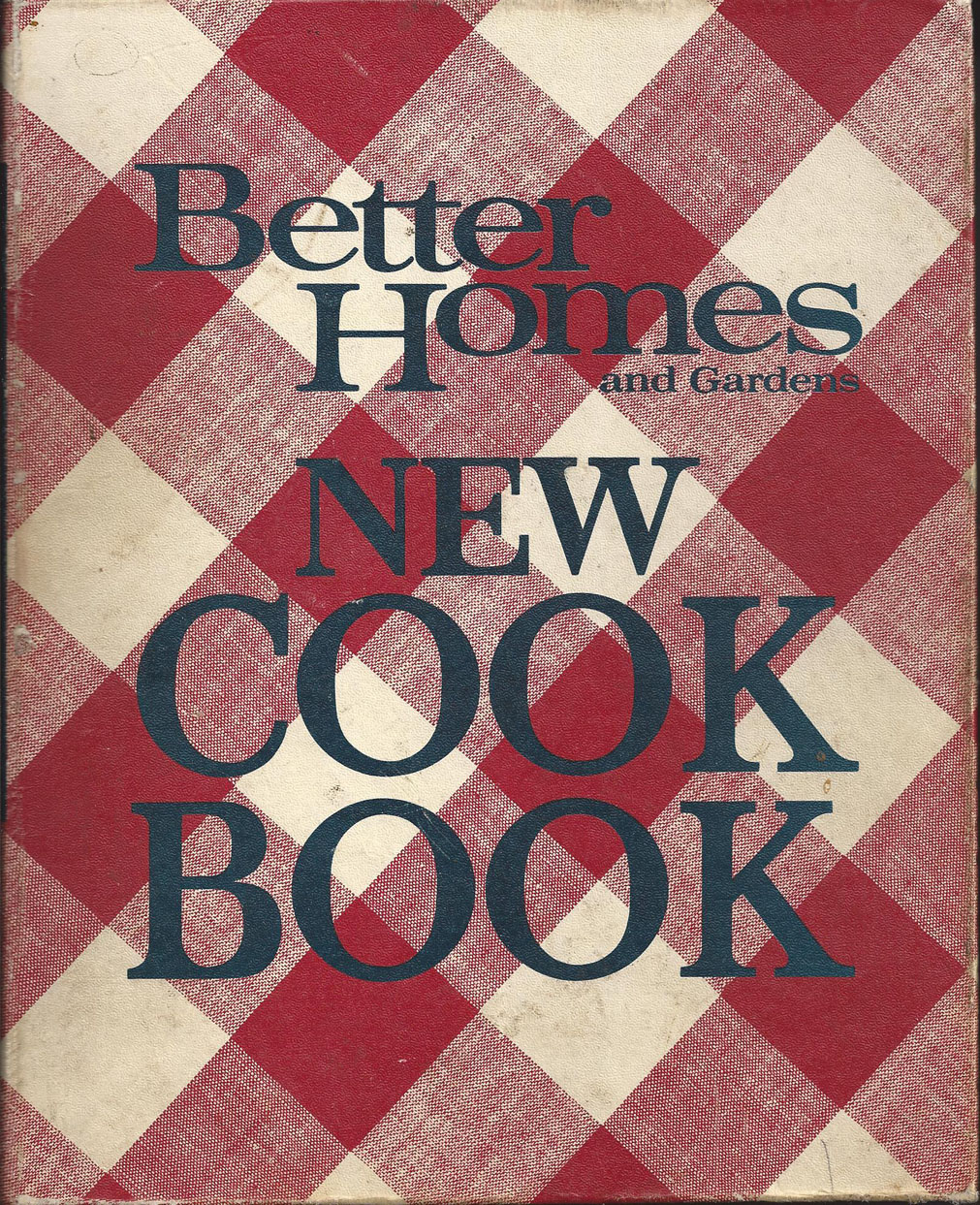 The Iowa Housewife: Better Homes and Gardens 1960's cookbooks