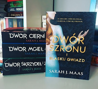 #105 'Dwór szronu i blasku gwiazd' Sarah J. Maas