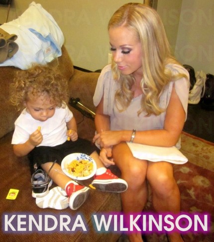 Kendra Wilkinson family photoshoot 2011