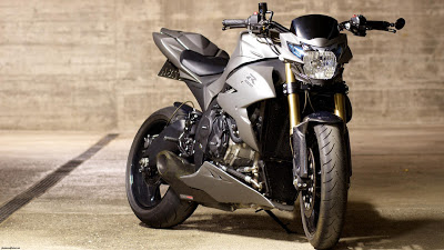 tampilan depan Suzuki Virus 1000