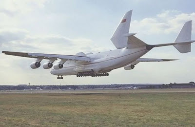 Giant Ukrainian Airplane Antonov An-225 Seen On  www.coolpicturegallery.us