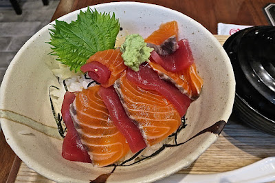 Kuro Maguro, salmon tuna meshi