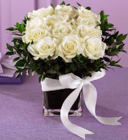 http://www.simonsaysroses.com/SSR4-4198.htm