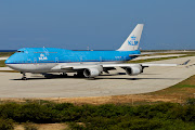 Seven days a week KLM operates a Boeing 747400 to Curaçao. (ph bfb )