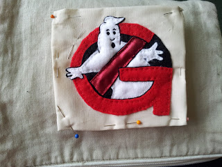 The completed G for Ghostbusters with black outlining