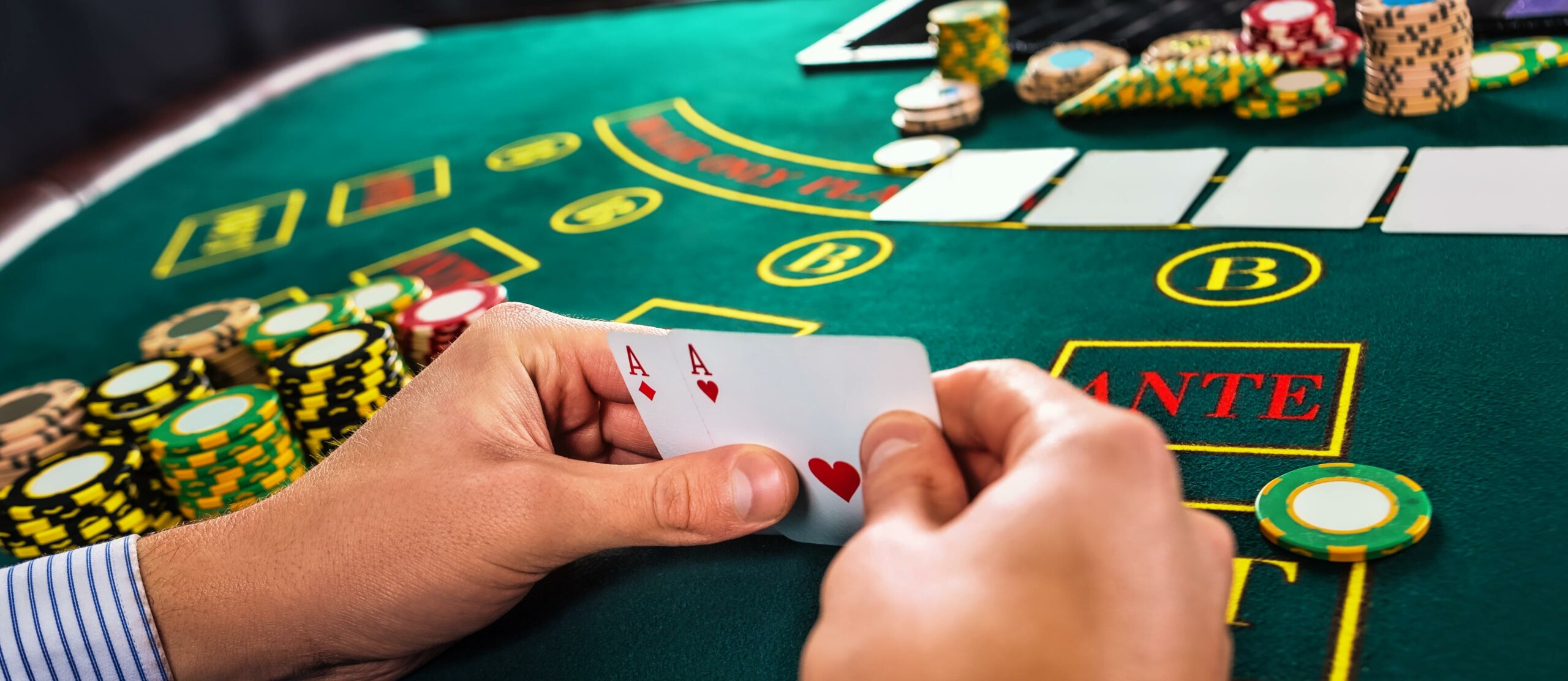 Ultimate Texas Hold'em Post-Flop Strategy