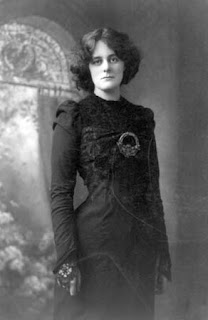 https://www.britannica.com/biography/Maud-Gonne