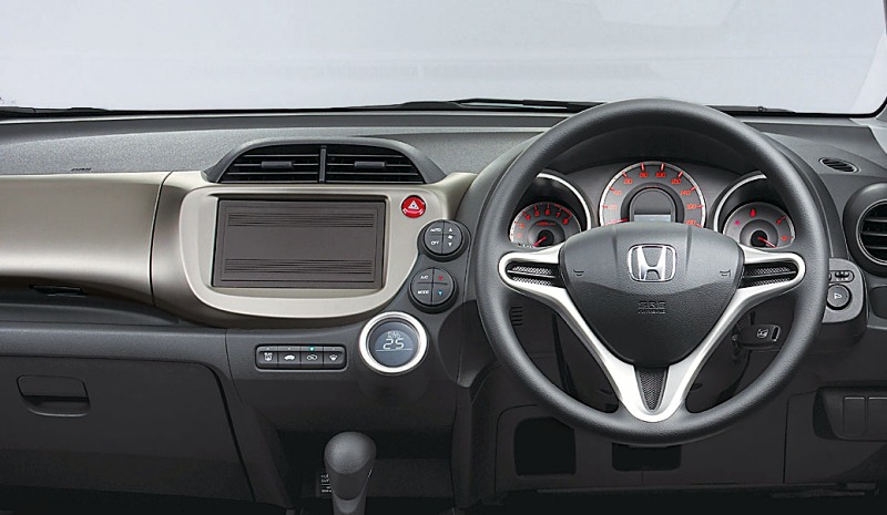 AUTO CAR MODIFICTIONS 2011: Best car of 2010 award winner Honda Jazz Special 