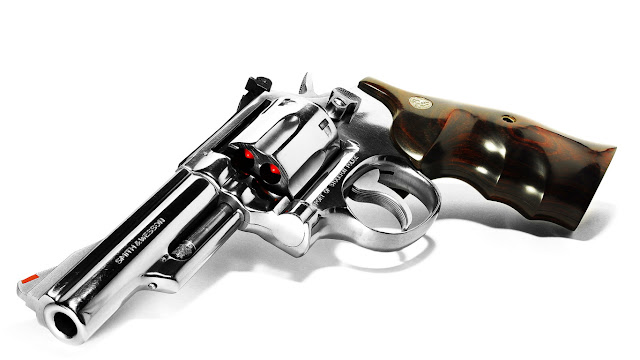 Smith & Wesson Shining Gun HD Wallpaper