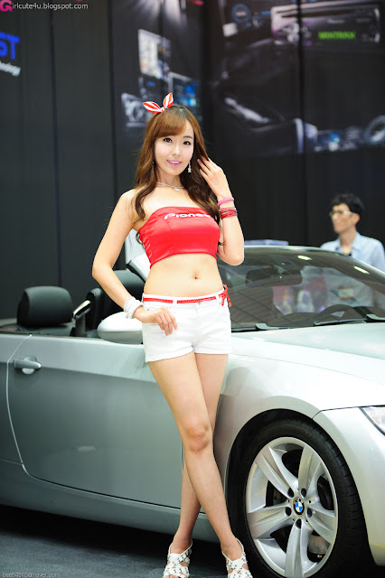 7 Heo Jung Hyun - Seoul Auto Salon 2012-Very cute asian girl - buntink.blogspot.com