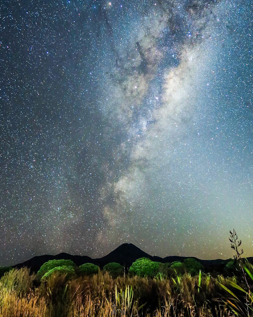 Milky Way under Mount Nguaruhoe