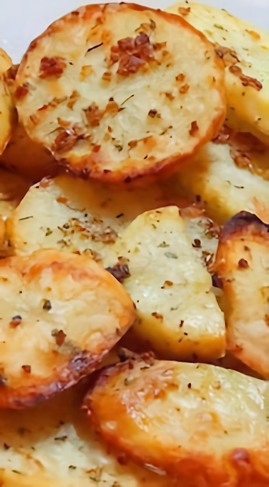 Baked Garlic Potato Slices