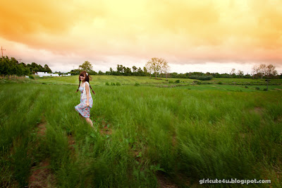 Ryu-Ji-Hye-Flower-Dress-09-very cute asian girl-girlcute4u.blogspot.com