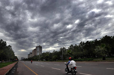 7th Avenue_Blue area_Clouds_Daman e Koh_faisal masjid_hills_Islamabad_Jinnah Avenue_Lake View_margalla_Monal_monoment_mosque_pakistan_Peer Sohawa_rain_Rawal Dam_shakar paryan_centaurus