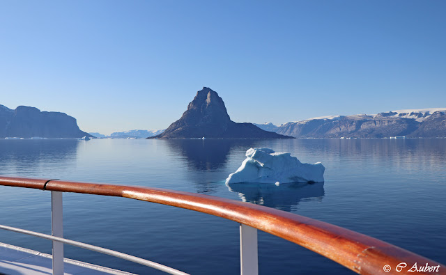 iceberg, Ummanaq, baie d'Ummanaq, Groenland, Le Soléal