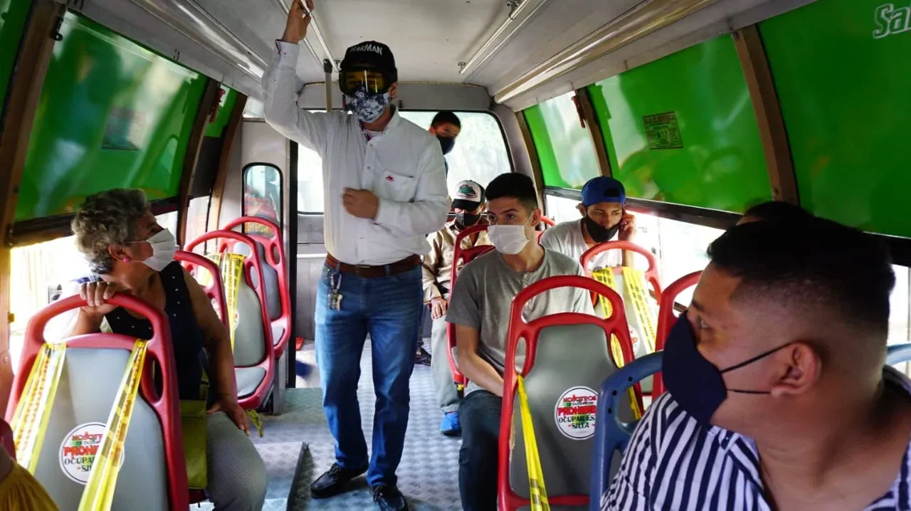 El transporte público colectivo en Villavicencio, en hora pico, excede la ocupación autorizada por el Gobierno nacional