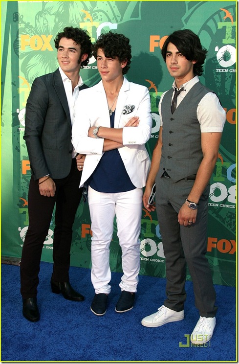 jonas-brothers-teen-choice-awards-2008-15