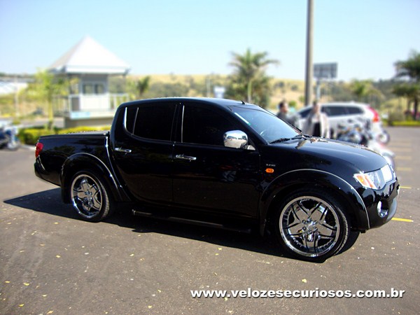 L200 triton uma carro bonitorobustoconfortavel e tambem muito utilizado