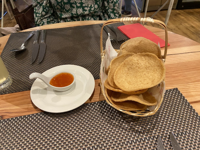 Prawn crackers at the giggling squid