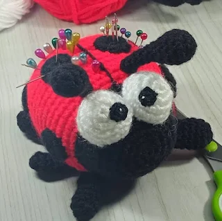 PATRON GRATIS MARIQUITA AMIGURUMI 63375