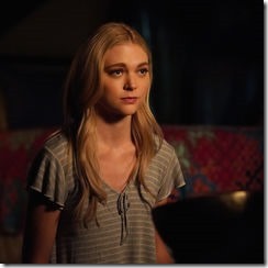1x01_Legacies-Lizzie
