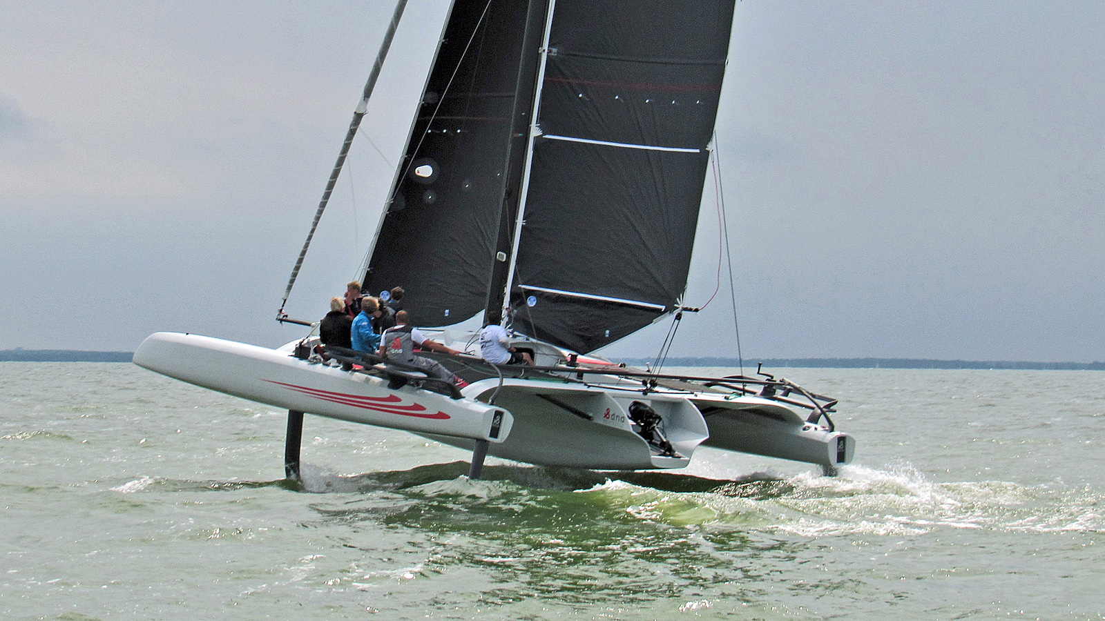Dna TF10 Trimaran first Sail | Catamaran Racing, News & Design