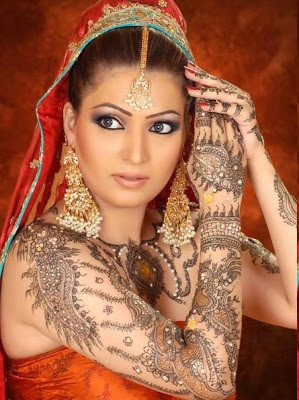 HD 2013 Bridal Mehendi By Falguni Rajpara 2013 Images For Legs Designs 3 Pics HD