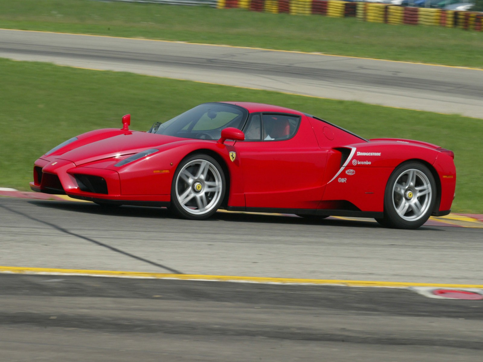 Car And Zone Ferrari Enzo New Cars Reviews