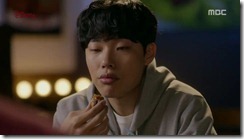 Lucky.Romance.E02.mkv_20160527_172615.374_thumb