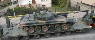 100 T-72M tanks are being delivered from Poland to Ukraine