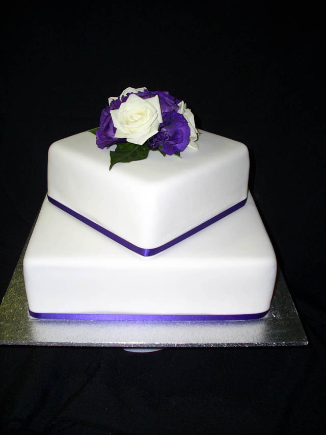 Shown here are some of our favourite purple themed wedding cakes from across