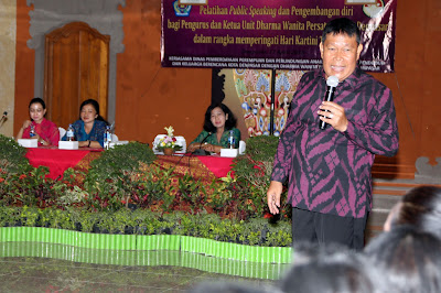 Pemkot Denpasar Gelar Pelatihan  Public Speaking Sasar DWP