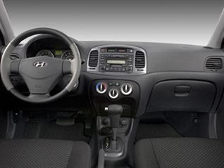 2011 Hyundai Accent GL Hatchback