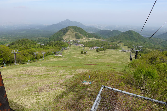 鳥取県西伯郡大山町大山 中野原スキー場からの眺望