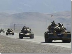 Turkish troops entering Kurdish Iraq