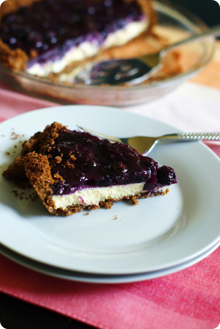 blueberry cheesecake pie, slice