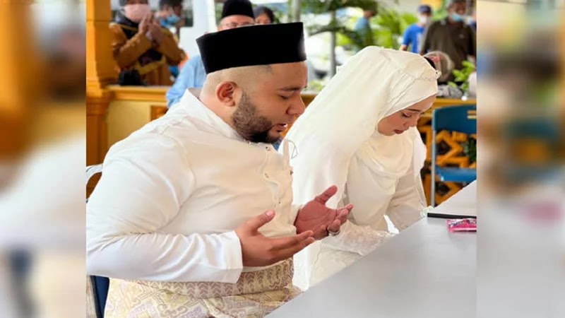 (Video) “Aku terima nikahnya Nurul Nadia binti Johari dengan emas kahwinnya 500 juta ringgit tunai”