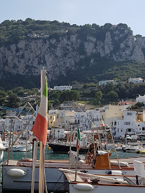 Capri's little harbour