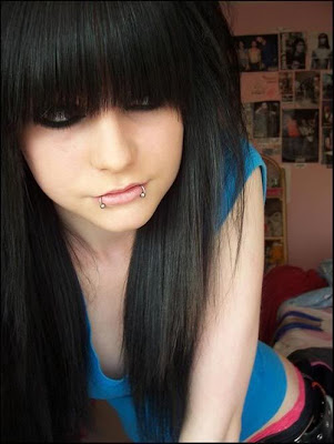 Emo Hairstyles for Girls With