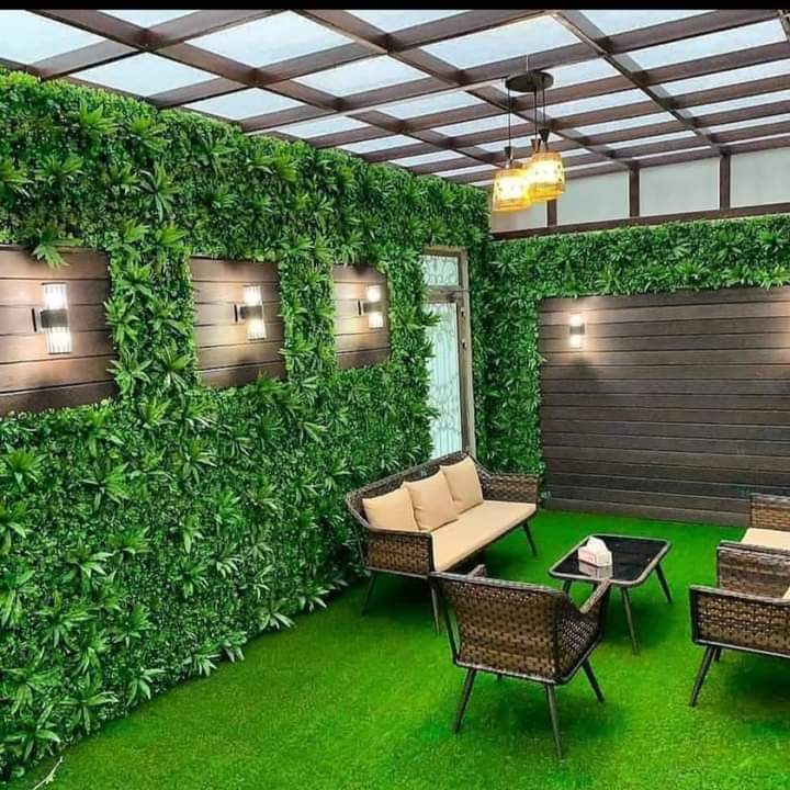 تصميم حدائق منزلية بالرياض تركيب عشب أصطناعي للحوائط